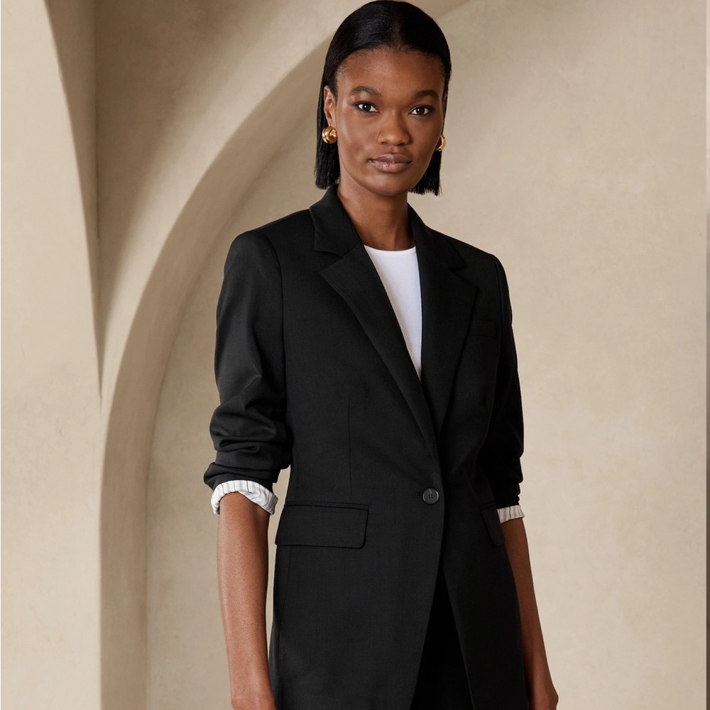 Italian Wool Blazer | Banana Republic | Like New!